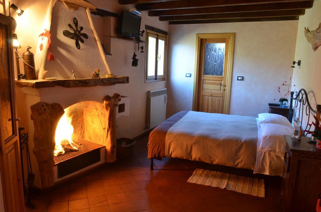 B&B Da Giua' Apricale Quarto foto