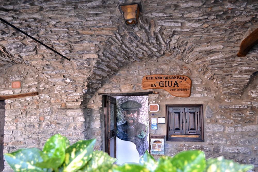 B&B Da Giua' Apricale Exterior foto